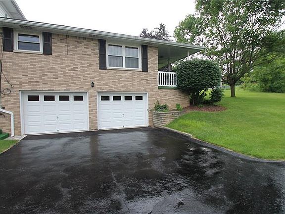 3rd image of 25 Franconia Dr
