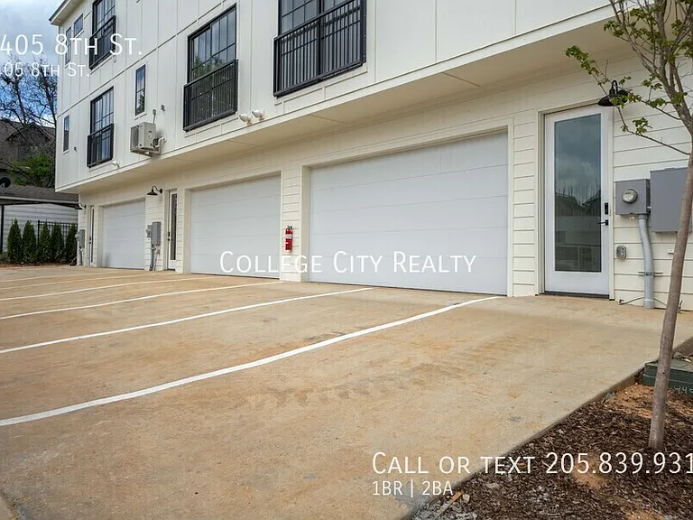 1405 8th St — Photo 45