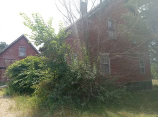 99 Station Rd, Oxford, ME 04270