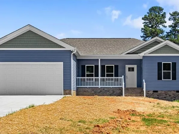 421 E Raleigh Ave, Liberty, NC 27298