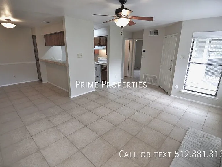 10616 Mellow Mdws #10A — Photo 3
