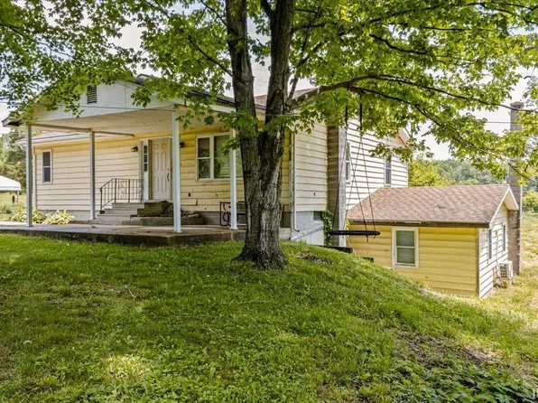 1519 S Willman Rd, Hartford City, IN 47348