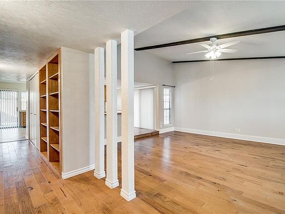 4th image of 4541 Ringgold Ln