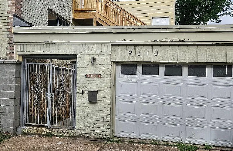 9310 Lugary Dr — Photo 22