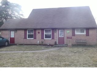 21 Plumtree Rd, Levittown, PA 19056