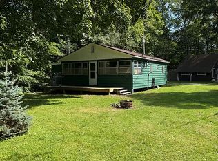 8468 83rd St, Wapello, IA 52653