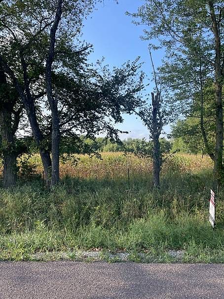 2nd image of 8800 E Old Highway 124