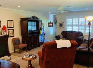 32-1/2 Miller Dr, Chickasha, OK 73018