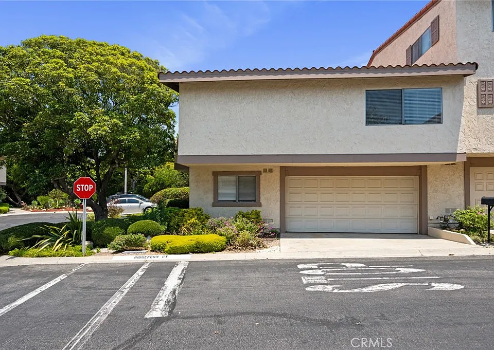 28100 Ridgefern Ct #48