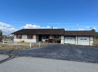 161 N Buckeye Dr, Bridgeport, CA 93517