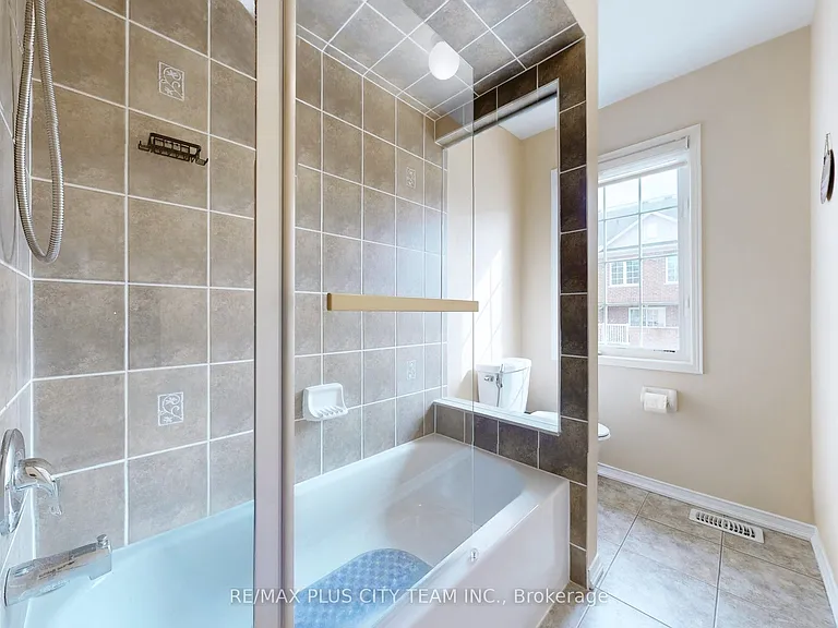 16 Edison Way — Photo 22