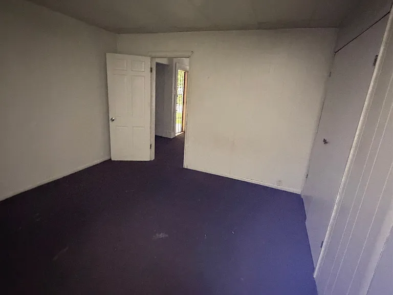 1720 Clay St — Photo 9