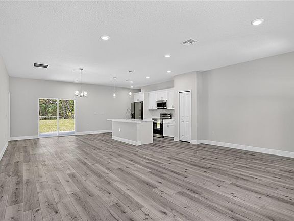 4th image of 7938 N Maltese Dr