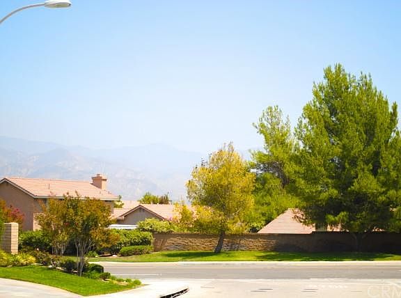 3rd image of 3820 N Mule Creek Ct