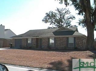 353 Sterling Creek Dr, Richmond Hill, GA 31324