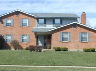 221 Palm Springs Dr, Fairfield, OH 45014