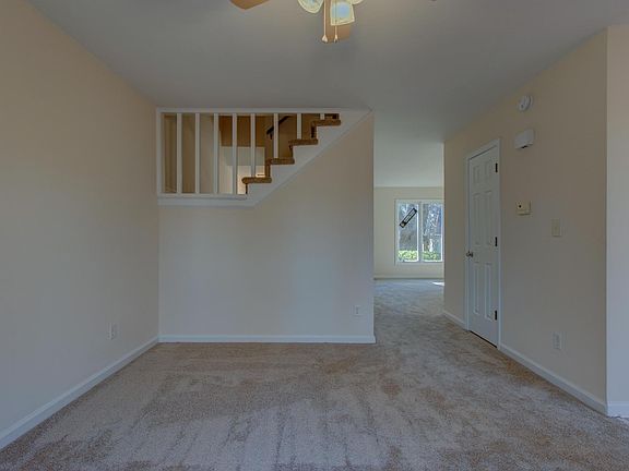 3rd image of 3410 Stonehenge Sq