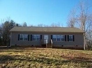 904 Troy Mill Rd, Hamptonville, NC 27020