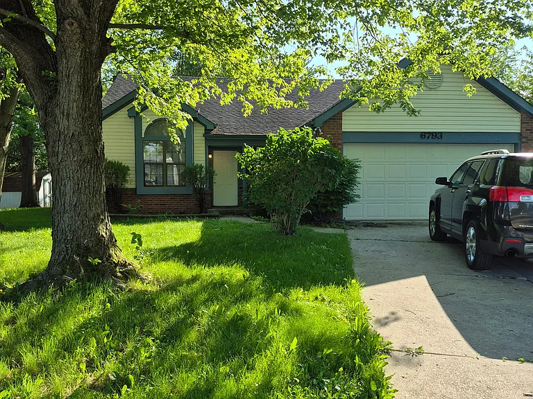 6793 Coatbridge Cir — Photo 1