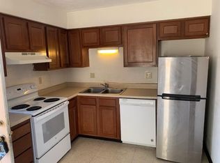 3075 Bethel Rd, Columbus, OH 43220