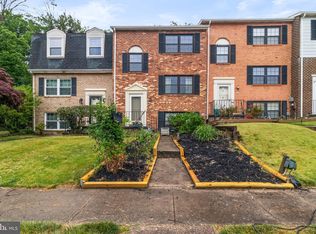 13 Drawbridge Ct, Catonsville, MD 21228