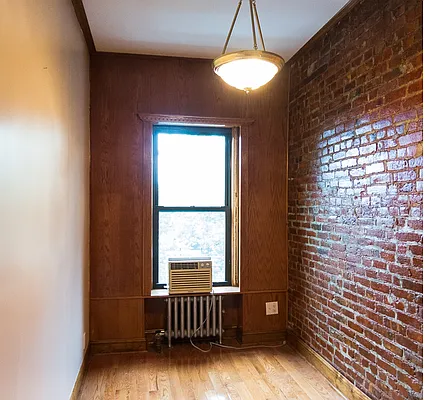 Rented by Washington Realty Corp. | media 21