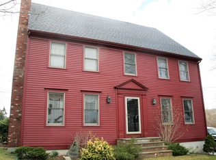 2 Easton Ter, Middletown, RI 02842