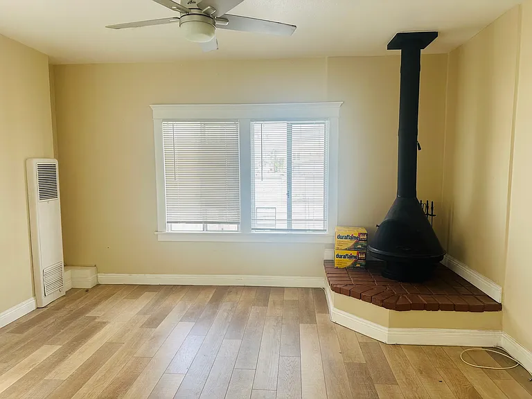 3921 E Livingston Dr #12 — Photo 1