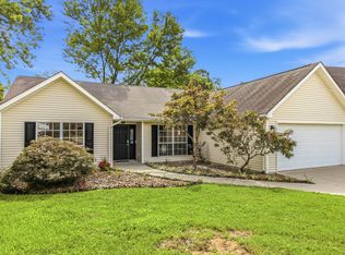 8108 Legacy Ln, Knoxville, TN 37919