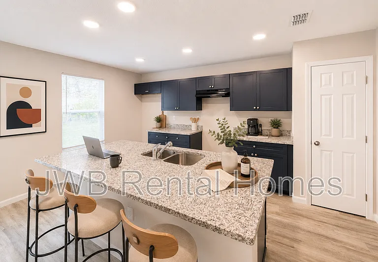 5447 Wabash Blvd — Photo 3