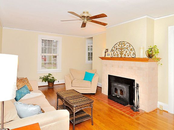 5th image of 1801 Oakdale Ave