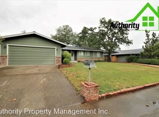 4220 Oro St, Redding, CA 96001