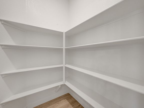 Valencia Pantry