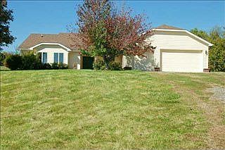 1st image of 23975 Glenwood Cir