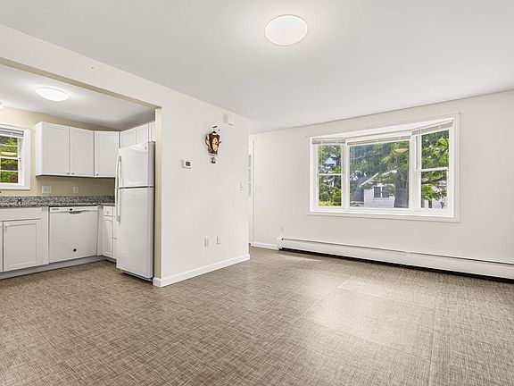 5th image of 37 Jackson Street #3