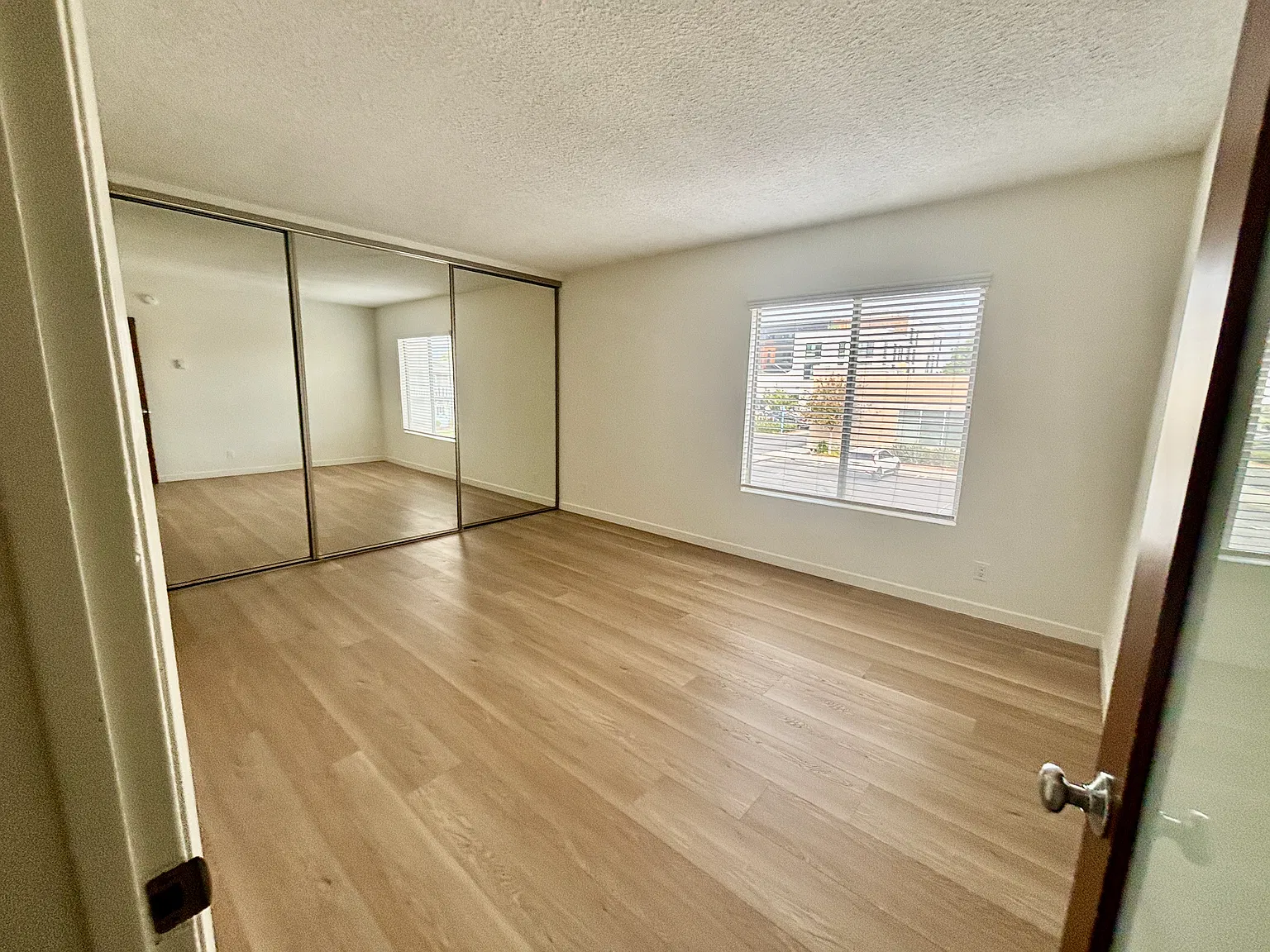 4441 Ponca Ave — Photo 2