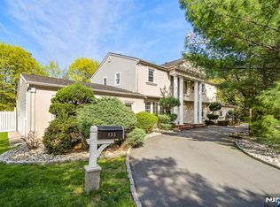 135 Westervelt Pl, Cresskill, NJ 07626