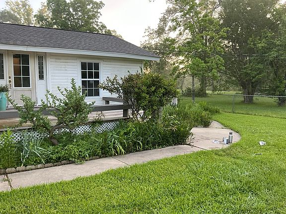 2nd image of 306 Pine St