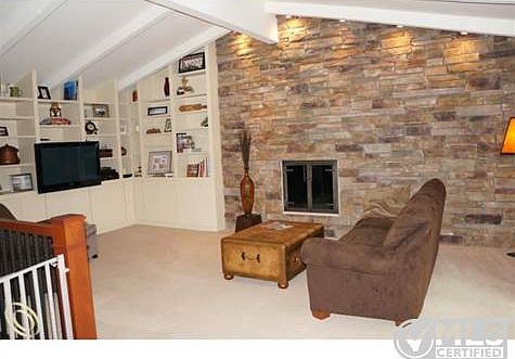 Family Room.JPG