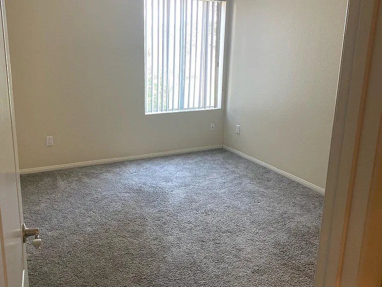 3454 Castle Glen Dr #225 — Photo 8
