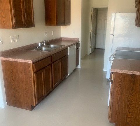 4th image of 3424 Sunriver Rd APT 1