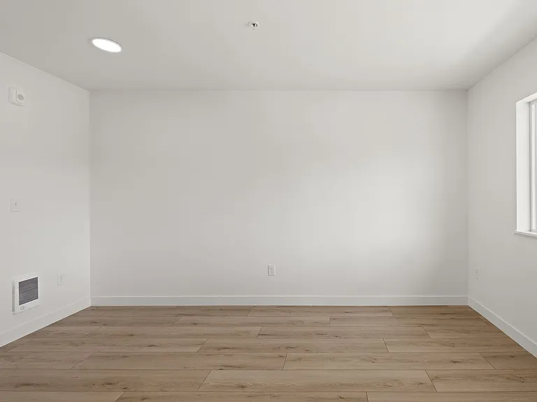 421 S McKinnon Rd — Photo 12