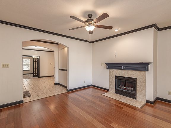 3rd image of 1871 Signal Ridge Pl
