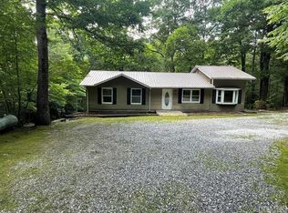 343 Hunter Rd, Cashiers, NC 28717