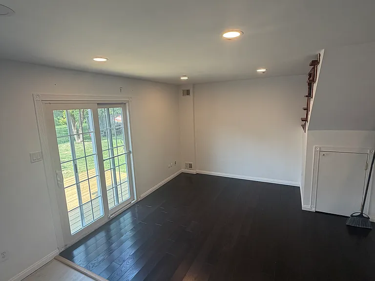 8426 Brunswick Pl — Photo 16