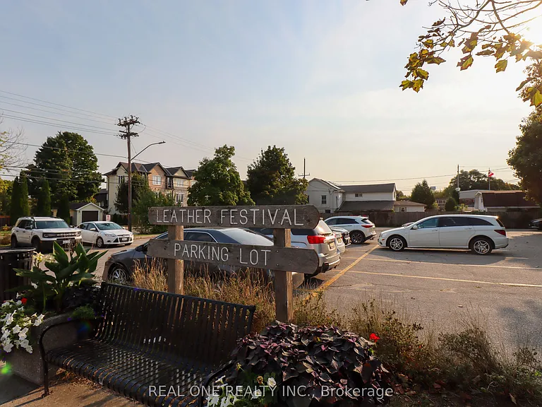 10 Mill St E #B — Photo 25