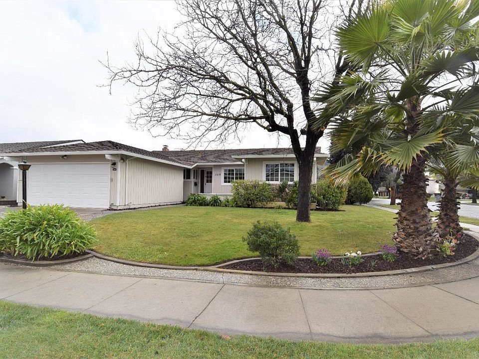 1st image of 328 Surber Dr