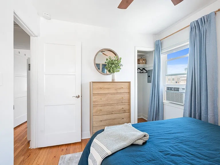 3717 Riviera Dr — Photo 20