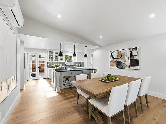 Dinning, "Open" concept