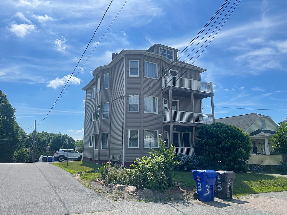 1st image of 22 Sheffield Ave Floor 1